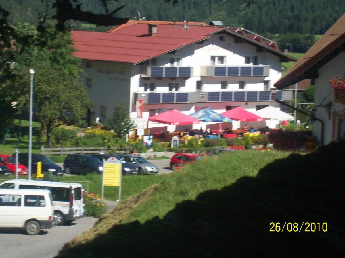 Holzgauerhof Acomodação com café da manhã Exterior foto